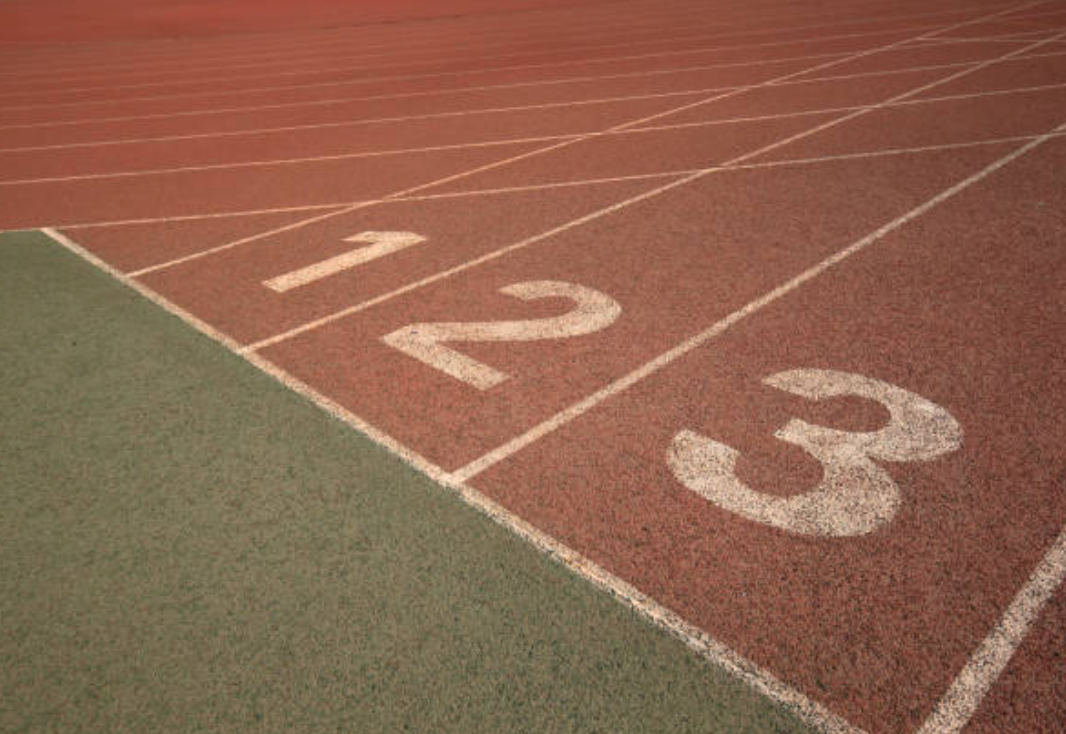 How Many Laps Around a Track Is a Mile? (400m Track Answer)